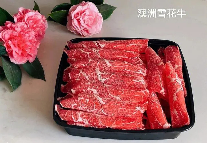 什么好吃的美食最火？ 云南南路美食街有哪些好吃的？